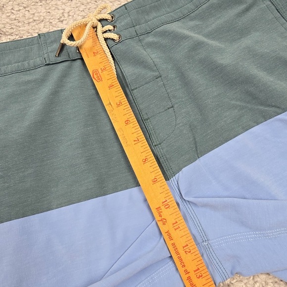 Fair Harbor Board Shorts Mens 34 Green Blue Colorblock Stretch Drawstring Beach - Picture 9 of 13